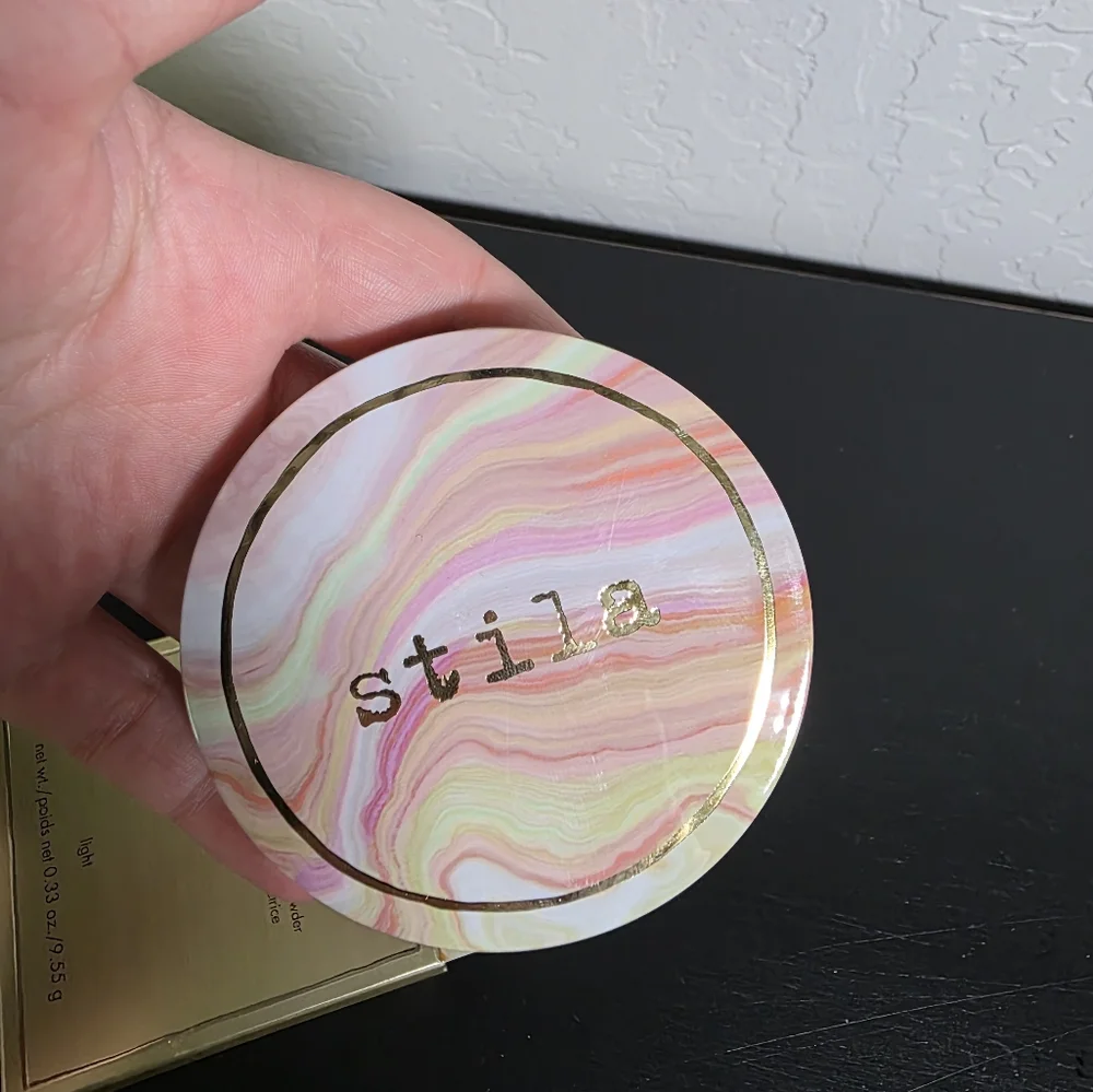 NEW Stila One Step Correct Brightening Finishing Powder